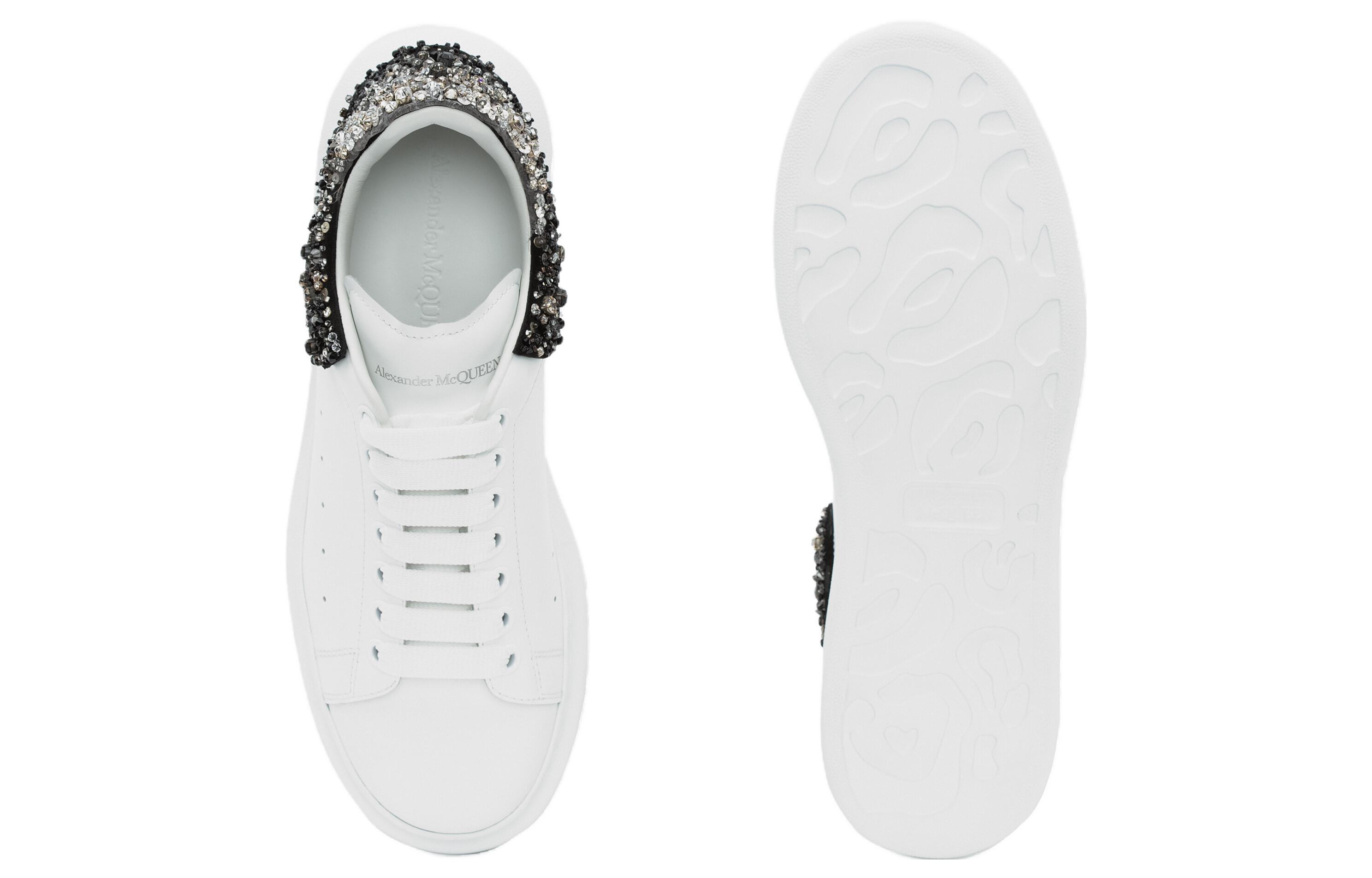 Purchase Alexander McQueen Sepatu Sneakers 'Putih Fashion' 705065WICG19045