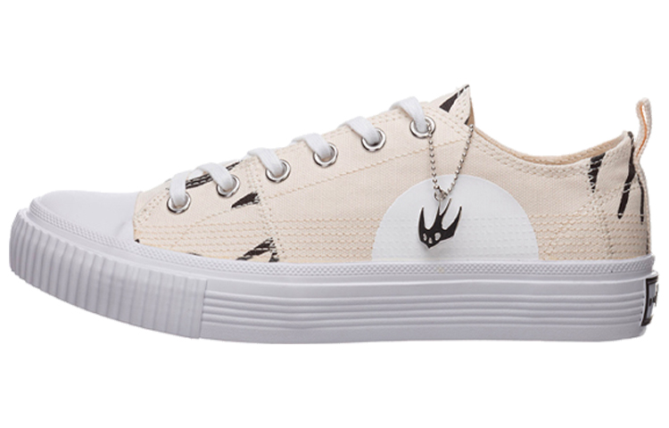 Alexander McQueen Sneakers Creamy