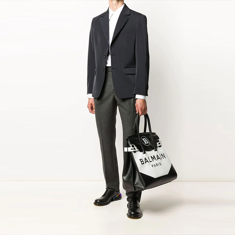 Lookbook Pantalones Casuales Grises Alexander McQueen Rectos y Sólidos. 615223-QPU19-1073