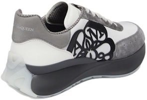 亚历山大麦昆 斯普林特跑鞋 灰黑配色 705071W4W118395 Shop 亚历山大麦昆 斯普林特跑鞋 灰黑配色 705071W4W118395