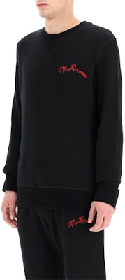 Alexander McQueen SS21 Baju Panjang Hitam Crewneck Pullover Sweatshirt 599616-QQX82-1000 Sizing Alexander McQueen SS21 Baju Panjang Hitam Crewneck Pullover Sweatshirt 599616-QQX82-1000