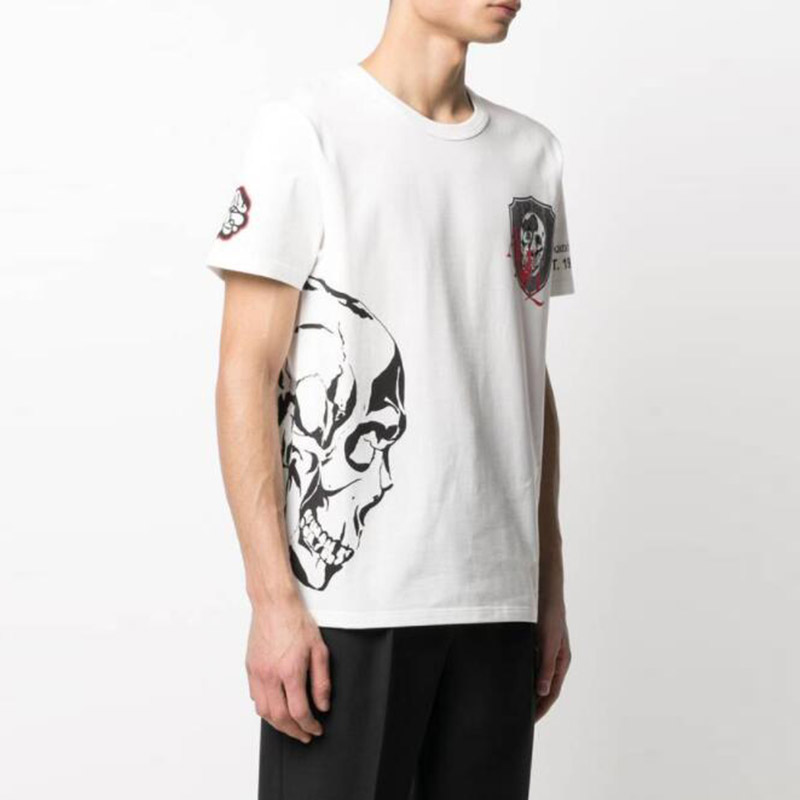 Shop 알렉산더 맥퀸 SS21 스컬 크루넥 화이트 티셔츠. 650423-QQZ65-0900
