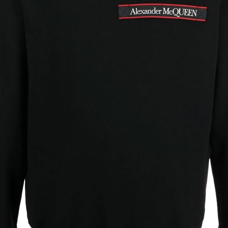 Sizing 亚历山大·麦昆 SS22 黑色前标志贴饰圆领卫衣 642663-QTX75-0901