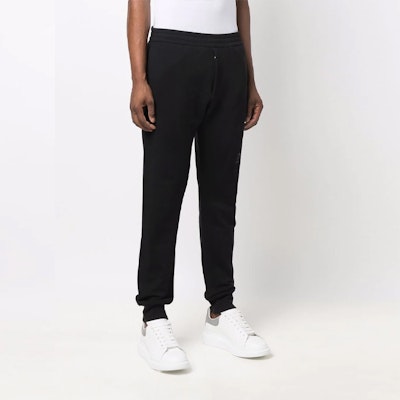 알렉산더 맥퀸 SS22 블랙 로고 프린트 밴딩 조거 팬츠 688714-QSZ81-0911 Purchase 알렉산더 맥퀸 SS22 블랙 로고 프린트 밴딩 조거 팬츠 688714-QSZ81-0911