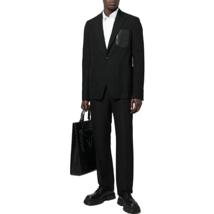 Lookbook Alexander McQueen SS22 Blazer Lengan Panjang Hitam dengan Poket Zip. 700415-QTS57-1001