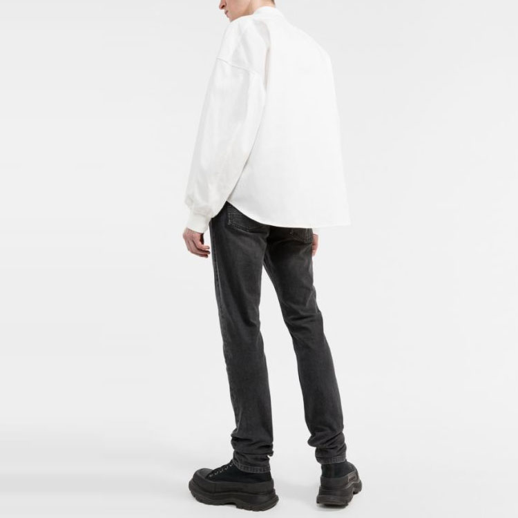 Shop Alexander McQueen SS22 黑色緊身牛仔褲 刺繡標誌設計 682084-QSY77-1001