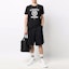 Lookbook Alexander McQueen SS22 Logo Cetak Hitam Baju-T Lengan Pendek. 682519-QSZ53-0901