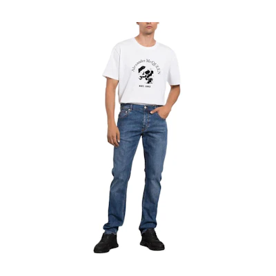 Alexander McQueen SS22 White Letter Skull Graphic T-Shirt. 711006-QTZ41-0900