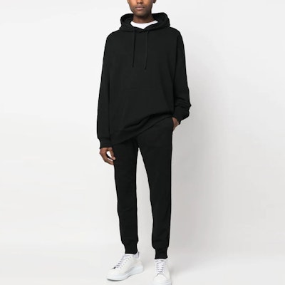 알렉산더 맥퀸 SS23 블랙 니트 조거 팬츠 지퍼 포켓 디자인. 731642-QUX43-1000 Lookbook 알렉산더 맥퀸 SS23 블랙 니트 조거 팬츠 지퍼 포켓 디자인. 731642-QUX43-1000