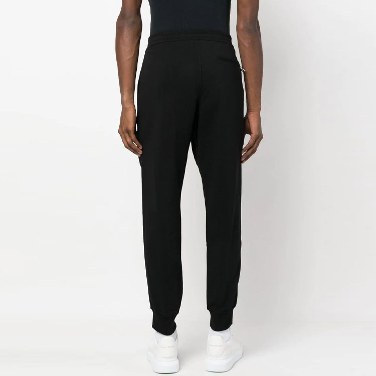 Shop 알렉산더 맥퀸 SS23 블랙 니트 조거 팬츠 지퍼 포켓 디자인. 731642-QUX43-1000