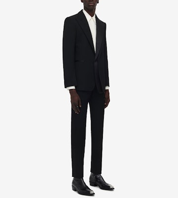 알렉산더 맥퀸 SS23 블랙 솔리드 싱글 브레스티드 롱 슬리브 블레이저 749655-QVU91-1000 Purchase 알렉산더 맥퀸 SS23 블랙 솔리드 싱글 브레스티드 롱 슬리브 블레이저 749655-QVU91-1000