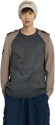 Alexander McQueen SS23 Baju Sweater Knit Colorblock Coklat 626449-Q1WZJ-2972 Lookbook Alexander McQueen SS23 Baju Sweater Knit Colorblock Coklat 626449-Q1WZJ-2972