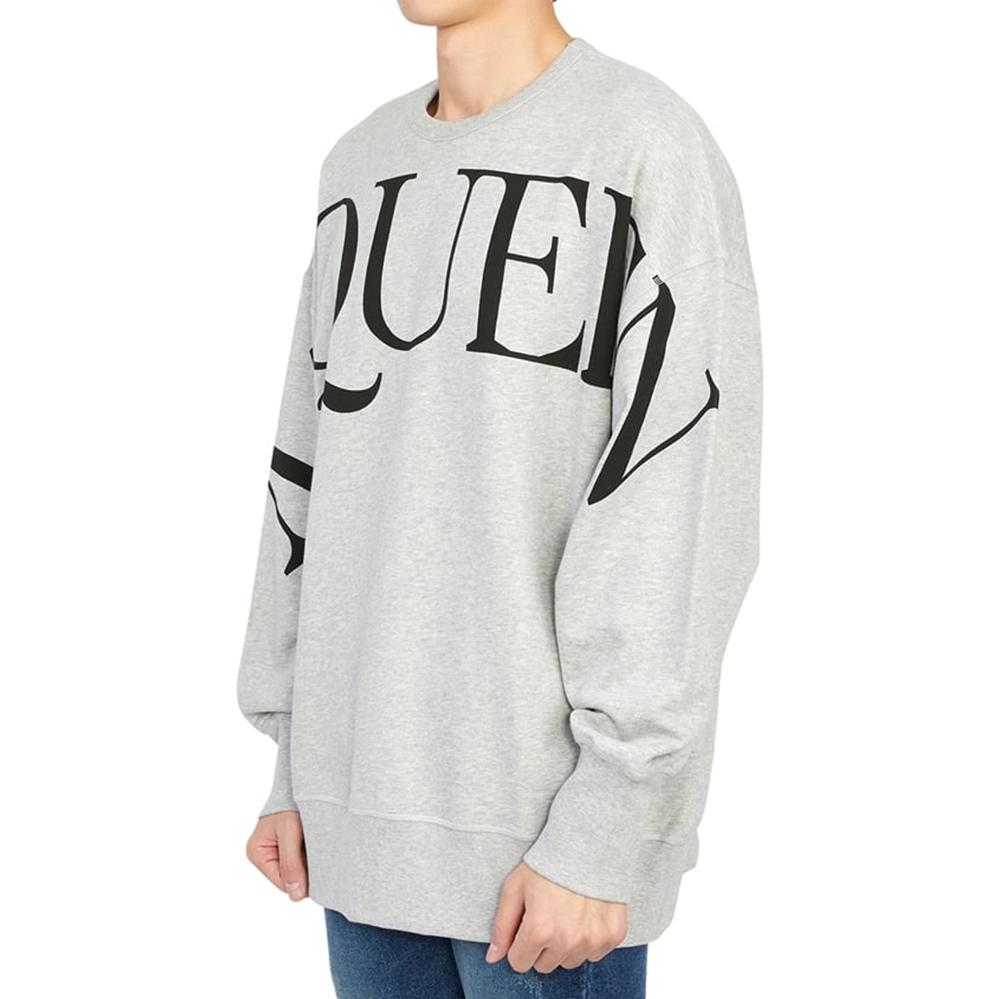 Shop Alexander McQueen SS23 Kelabu Sweatshirt Cetak Huruf Loose Fit Crewneck 705002-QUZ23-0902