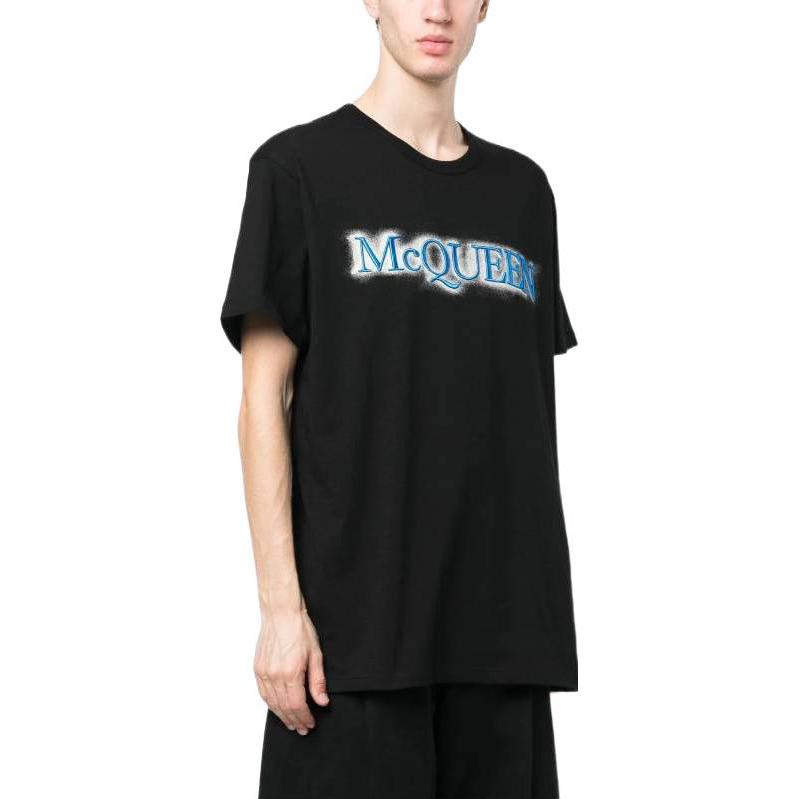 Shop Alexander McQueen SS23 標誌印花黑色圓領T恤 727270-QUZ12-0901