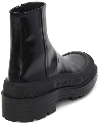 Alexander McQueen Tread But Hitam Ankles 735809WHV7H1000 Shop Alexander McQueen Tread But Hitam Ankles 735809WHV7H1000