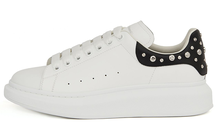 Alexander McQueen Studded Oversized Sneaker 'Black White' 553776WHGP59061