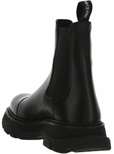 亚历山大·麦昆黑色Tread切尔西靴 610814WHXH81000 Shop 亚历山大·麦昆黑色Tread切尔西靴 610814WHXH81000