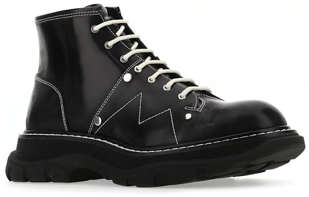 Alexander McQueen Tread Lace-Up Boots 'Black' 604253WHZ851081 Lookbook Alexander McQueen Tread Lace-Up Boots 'Black' 604253WHZ851081