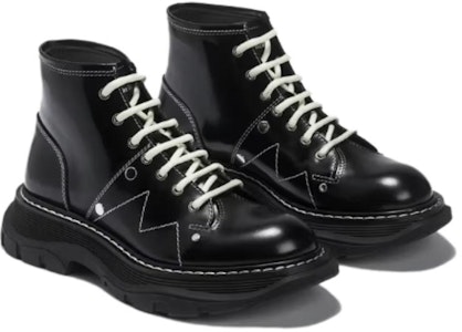 亞歷山大·麥昆 時尚簡約 休閒系帶馬丁靴 黑色 Shop 亞歷山大·麥昆 時尚簡約 休閒系帶馬丁靴 黑色