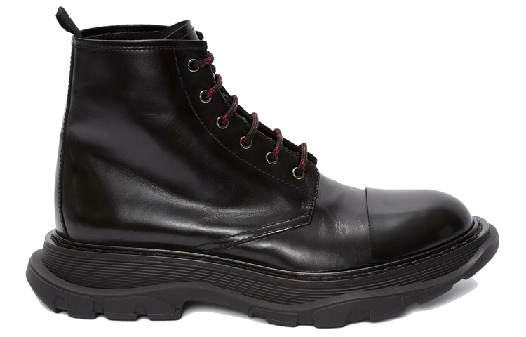 Order Alexander McQueen Tread Lace Boot 'Hitam' 535199WHSW11000