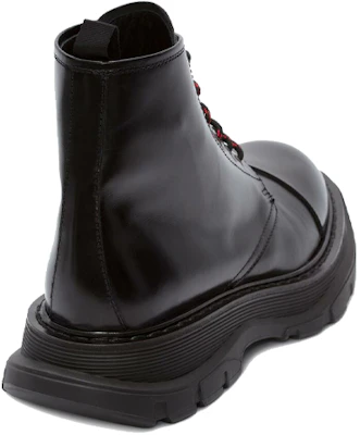 Alexander McQueen Tread Lace Boot 'Hitam' 535199WHSW11000 Shop Alexander McQueen Tread Lace Boot 'Hitam' 535199WHSW11000