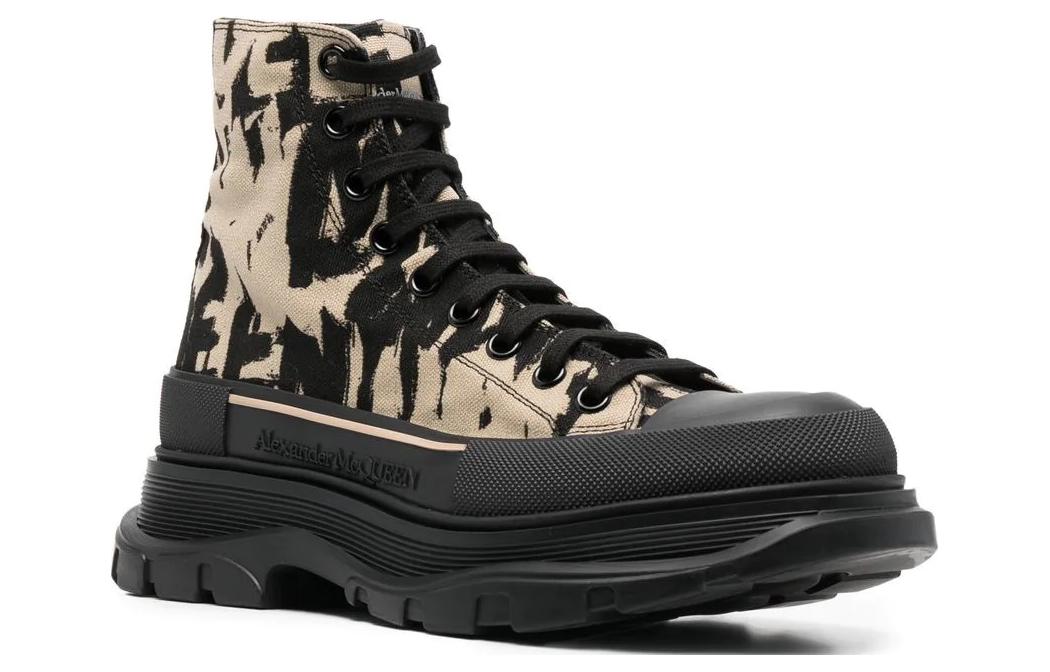 Lookbook Alexander McQueen Tread Slick Botas 'Beige Negro Graffiti' 705667-W4TG4-9787