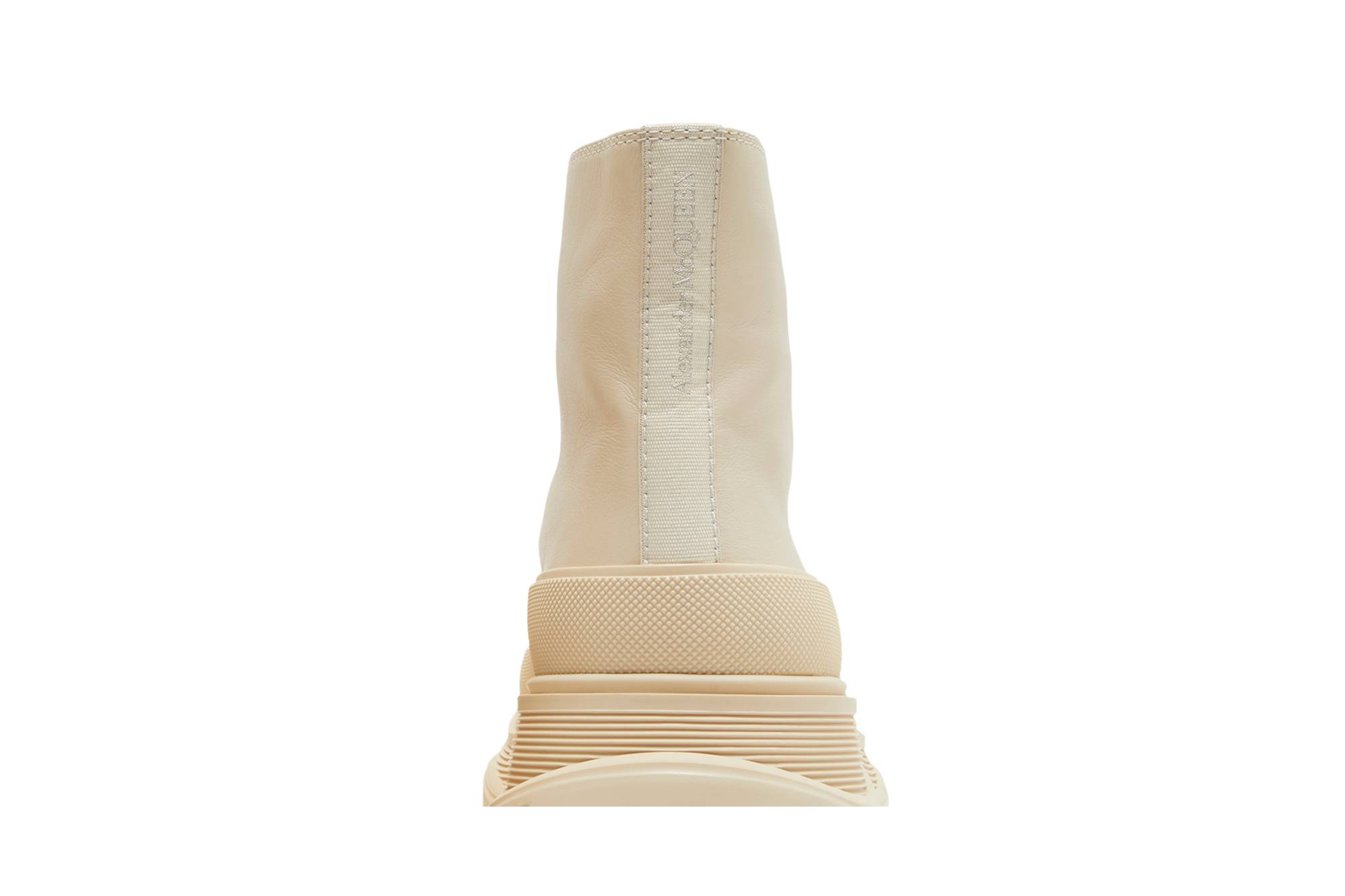 Sizing (W) アレキサンダー・マックイーン トレッド スリック ブーツ (ベージュ) 627206-WIAG6-5593