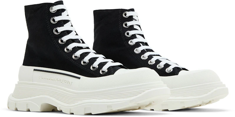 亚历山大·麦昆 Tread Slick 黑色靴子 662678W4QK11320 Cheap 亚历山大·麦昆 Tread Slick 黑色靴子 662678W4QK11320