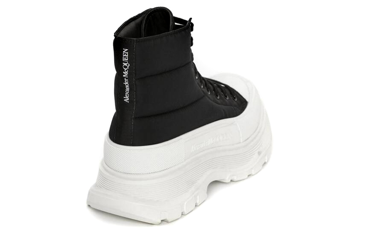 Lookbook Alexander McQueen But Tinggi Bertali 'Hitam' 682415W4RQ11041