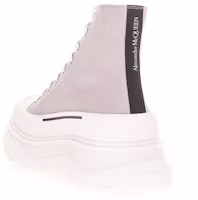 Shop Alexander McQueen Tread Slick 馬丁靴 灰白