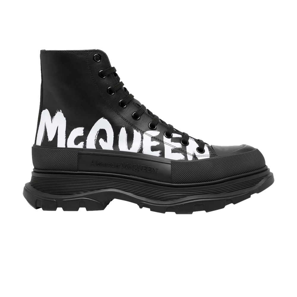 Buy アレキサンダー・マックイーン トレッド スリック ブーツ (落書きロゴ - ブラック) 711109-WIAT6-1070