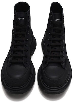 アレキサンダー・マックイーン トレッド スリック ブーツ (落書きロゴ - ブラック) 682420W4RQ21070 Shop アレキサンダー・マックイーン トレッド スリック ブーツ (落書きロゴ - ブラック) 682420W4RQ21070