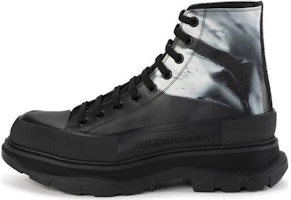 Alexander McQueen Tread Slick Boot 'Solarised Flower - Black' 750376-WIATP-1070 Alexander McQueen Tread Slick Boot 'Solarised Flower - Black' 750376-WIATP-1070