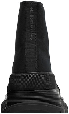 Alexander McQueen Tread Slick Boots 'Hitam' 604254-W4L32-1000 Sizing Alexander McQueen Tread Slick Boots 'Hitam' 604254-W4L32-1000