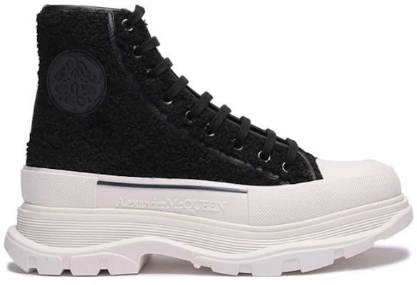 Alexander McQueen Tread Slick Boots 'Hitam Beige' 727379W4V511041 Order Alexander McQueen Tread Slick Boots 'Hitam Beige' 727379W4V511041