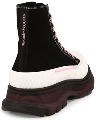 Alexander McQueen Tread Slick Boots 'Black Blossom Pink' Hitam Bunga Pink 662686-W4MV9-1321 Lookbook Alexander McQueen Tread Slick Boots 'Black Blossom Pink' Hitam Bunga Pink 662686-W4MV9-1321
