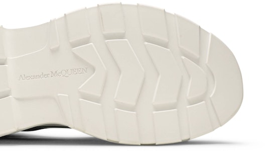 Alexander McQueen Tread Slick Boots 'Hitam Putih' 604254-W4L32-1070 Purchase Alexander McQueen Tread Slick Boots 'Hitam Putih' 604254-W4L32-1070