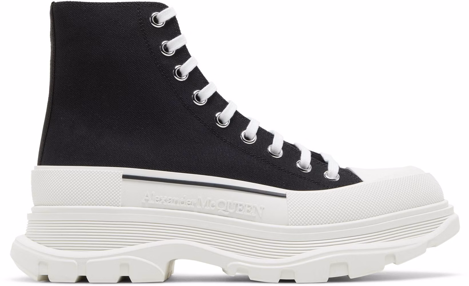alexander-mc-queen-tread-slick-boots-black-white-604254-w4-mv-21070-705659-w4-mv-21070