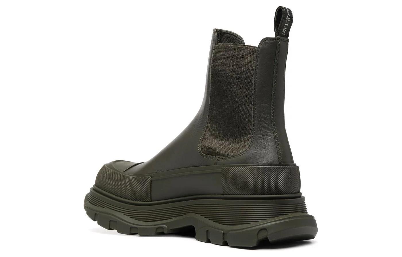 Shop アレキサンダー・マックイーン トレッド スリック ブーツ (カーキ) 634617-WIAMC-3084