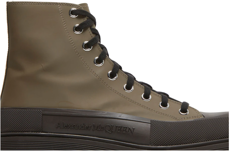 Alexander McQueen Tread Slick Boots ''Khaki Schwarz'' 627206-WHYK3-3238 Lookbook Alexander McQueen Tread Slick Boots ''Khaki Schwarz'' 627206-WHYK3-3238