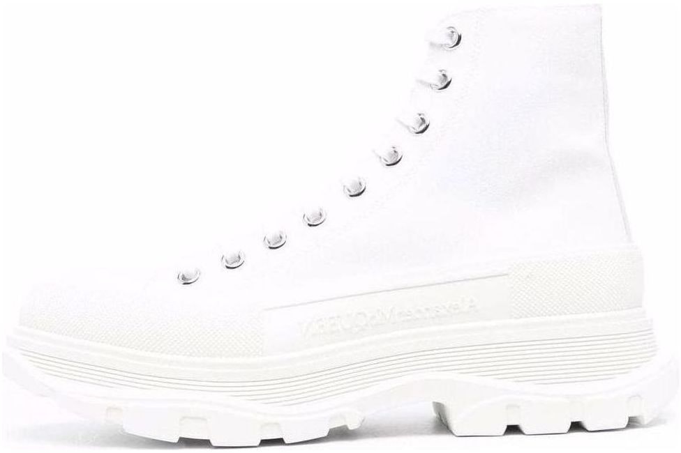 alexander-mc-queen-tread-slick-boots-white-604254-w4-mv-29000-705659-w4-mv-2-9000