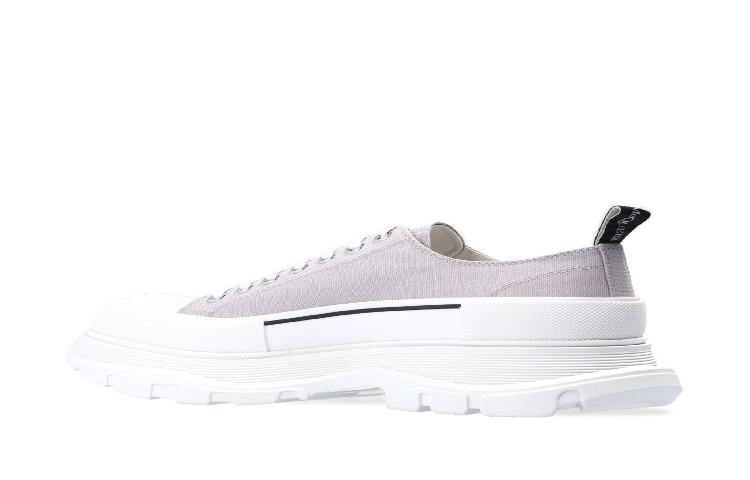 Alexander McQueen Tread Slick Canvas Sneakers 'Gray' 圖 3