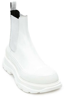 Alexander McQueen Tread Slick Chelsea Boot 'Triple White' Putih Bersih 634617WHZ619071 Lookbook Alexander McQueen Tread Slick Chelsea Boot 'Triple White' Putih Bersih 634617WHZ619071