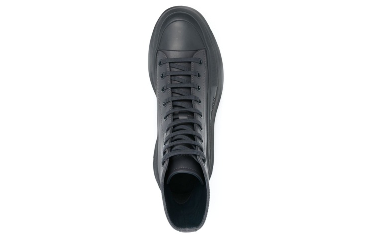 Shop Alexander McQueen亞歷山大麥昆 Tread Slick 皮革 綁帶 防滑 高筒 運動休閒鞋 煙灰色