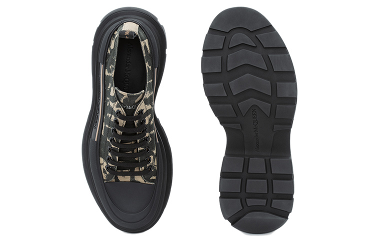 Shop 알렉산더 맥퀸 트레드 슬릭 레이스업 '그라피티 - 블랙 베이지' 705668W4TG59787