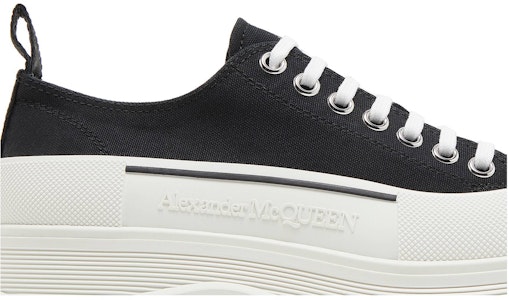 亚历山大·麦昆 Tread Slick 系带鞋‘黑白’ 705660-W4MV2-1070 Order 亚历山大·麦昆 Tread Slick 系带鞋‘黑白’ 705660-W4MV2-1070