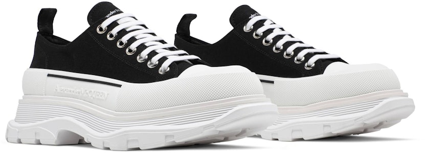 알렉산더 맥퀸 트레드 슬릭 레이스업 '블랙 화이트' 604257-W4L32-1070 Cheap 알렉산더 맥퀸 트레드 슬릭 레이스업 '블랙 화이트' 604257-W4L32-1070