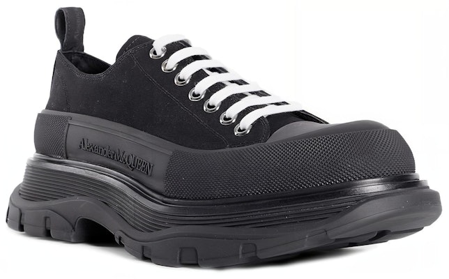 Alexander McQueen Tread Slick Lace Up 'Triple Black' Pria Hitam 604257-W4L32-1000 Shop Alexander McQueen Tread Slick Lace Up 'Triple Black' Pria Hitam 604257-W4L32-1000