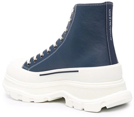 Alexander McQueen Tread Slick Lace Up Boot 'Navy Leather' Kulit Biru. 627206WIAM24456 Lookbook Alexander McQueen Tread Slick Lace Up Boot 'Navy Leather' Kulit Biru. 627206WIAM24456