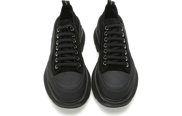 Shop Alexander McQueen Tread Slick Sneakers ''Core Zwart'' 627225WHBGU1081